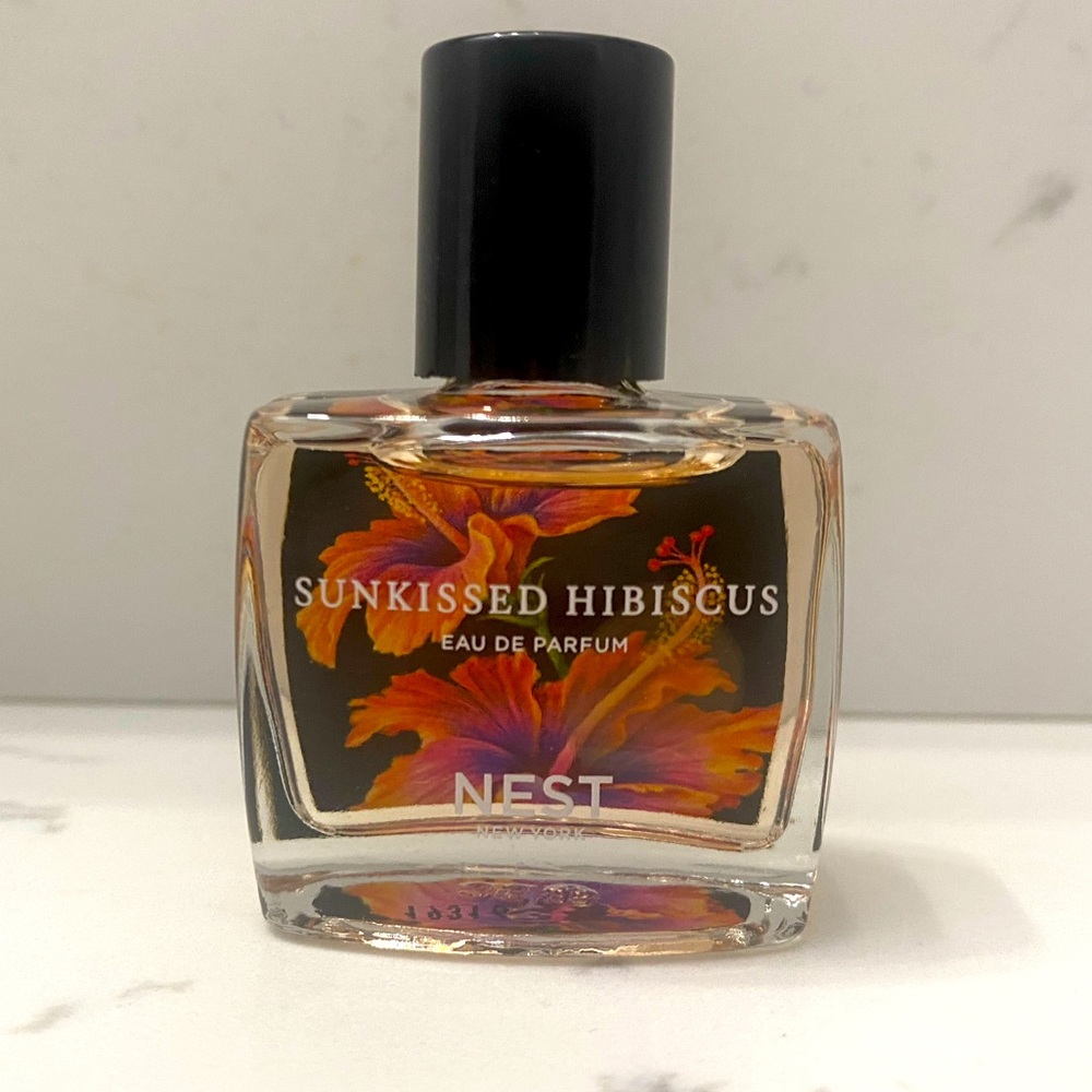 Nest, Sunkissed Hibiscus